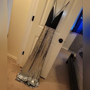 Floor length strapy dress silver and black small